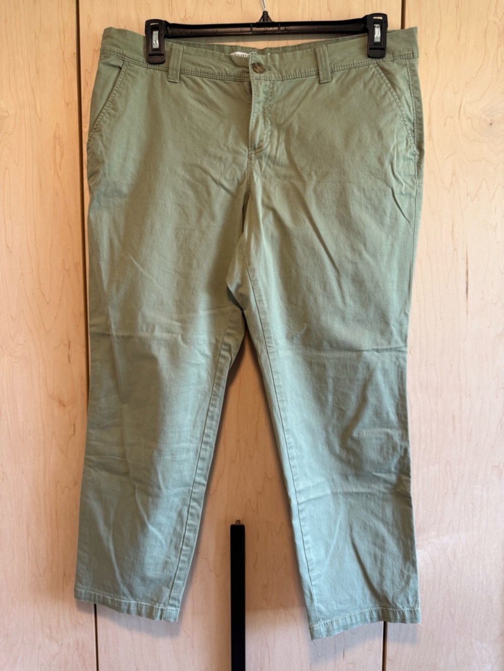 Great condition!!! Old Navy Boyfriend Chino